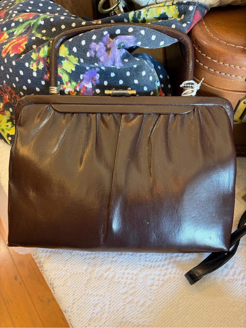 1930s Classic Brown Leather Top-Handle Womens Bag